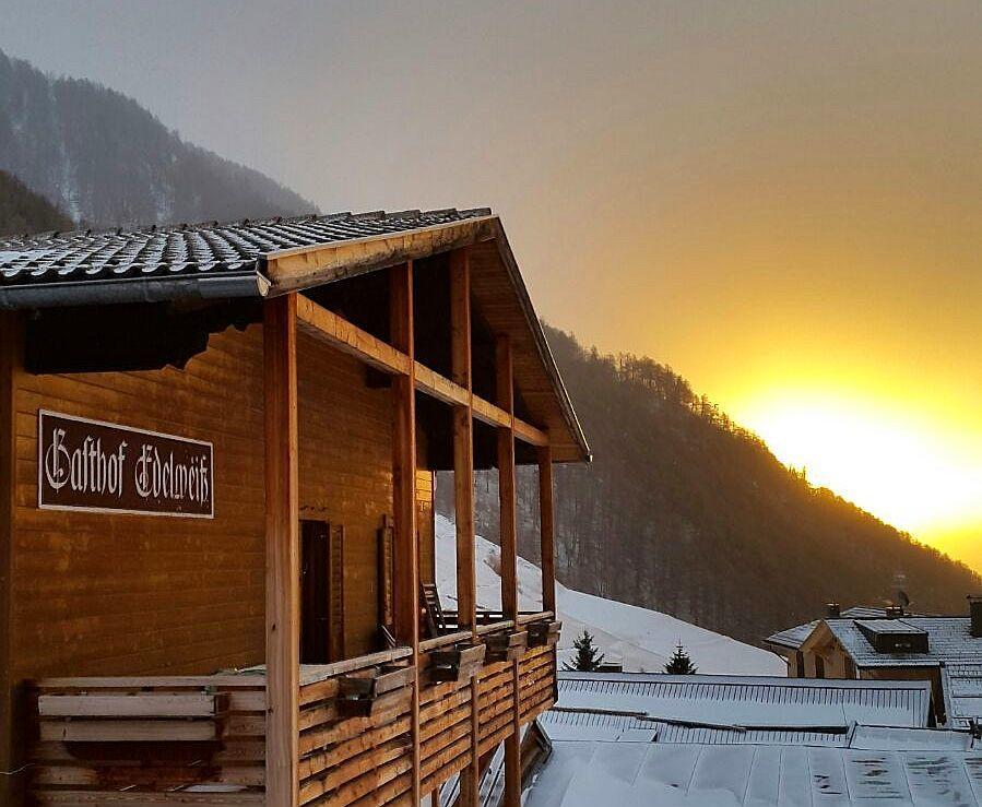 雪绒花酒店 马莱斯韦诺斯塔 外观 照片